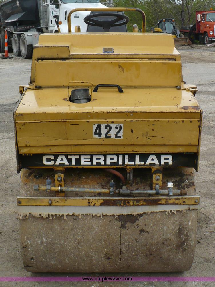 image for item 5882 1989 Caterpillar CB-214B roller