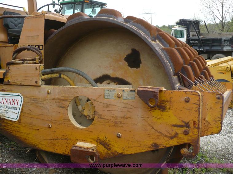 image for item 5883 1980 Dynapac sheeps foot compactor
