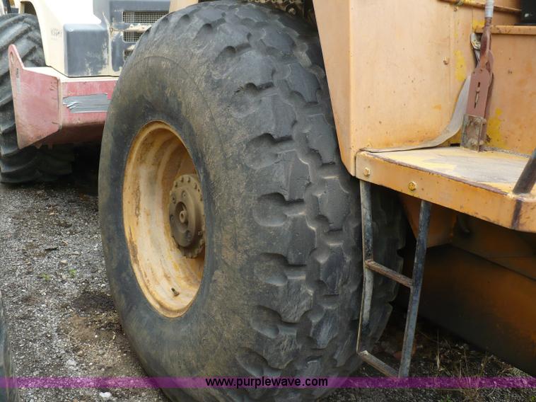 image for item 5883 1980 Dynapac sheeps foot compactor