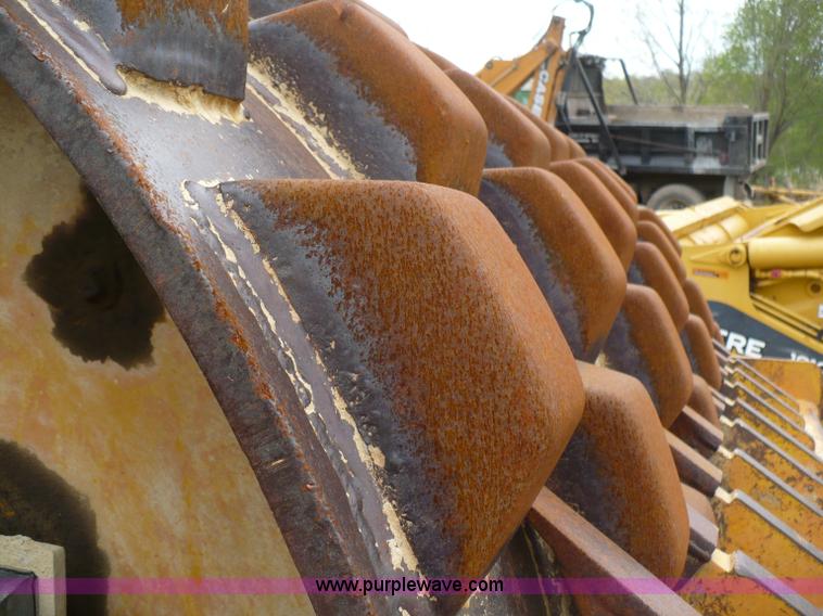 image for item 5883 1980 Dynapac sheeps foot compactor