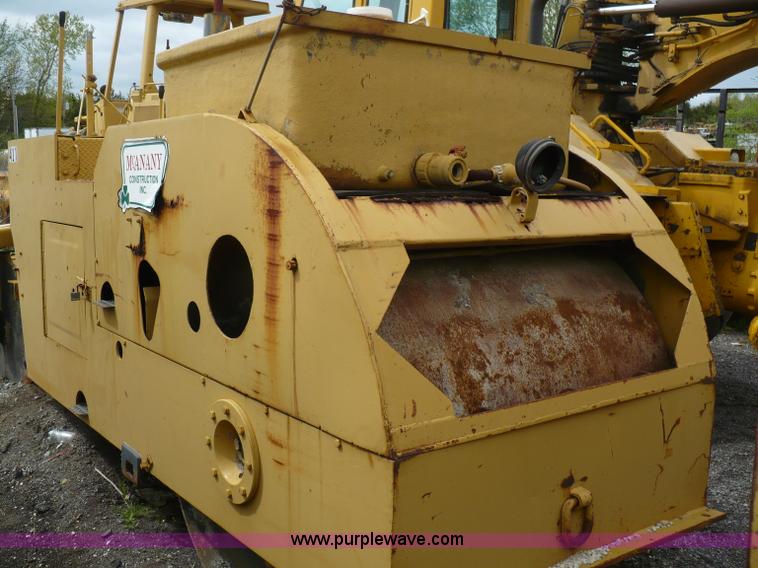 image for item 5884 1972 Galion Roll-O-Matic flat wheel roller