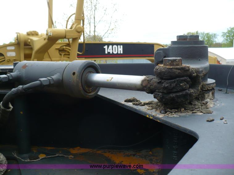 image for item 5884 1972 Galion Roll-O-Matic flat wheel roller