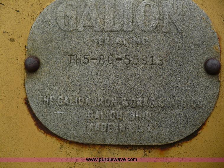 image for item 5884 1972 Galion Roll-O-Matic flat wheel roller