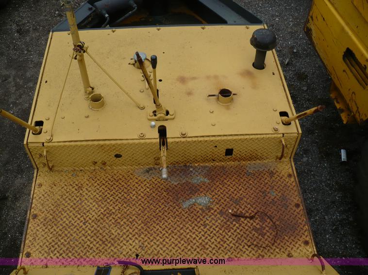 image for item 5884 1972 Galion Roll-O-Matic flat wheel roller