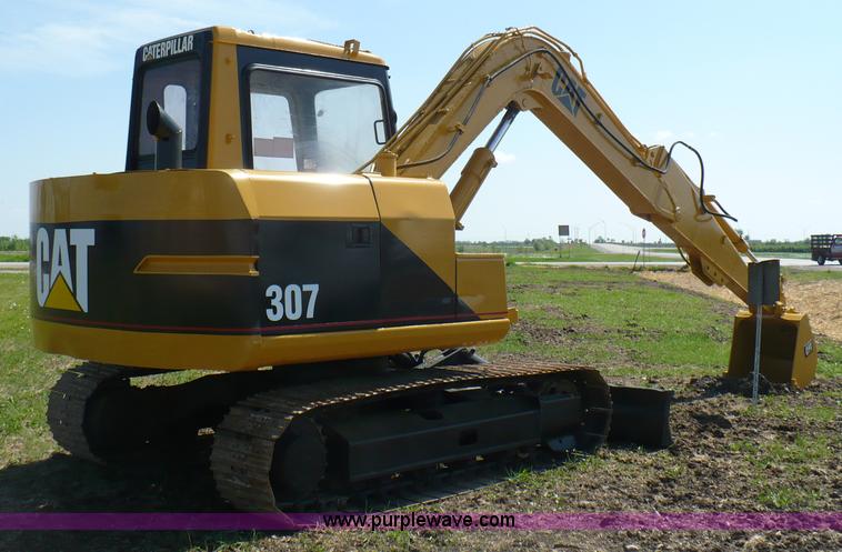 image for item 5886 Caterpillar 307 excavator