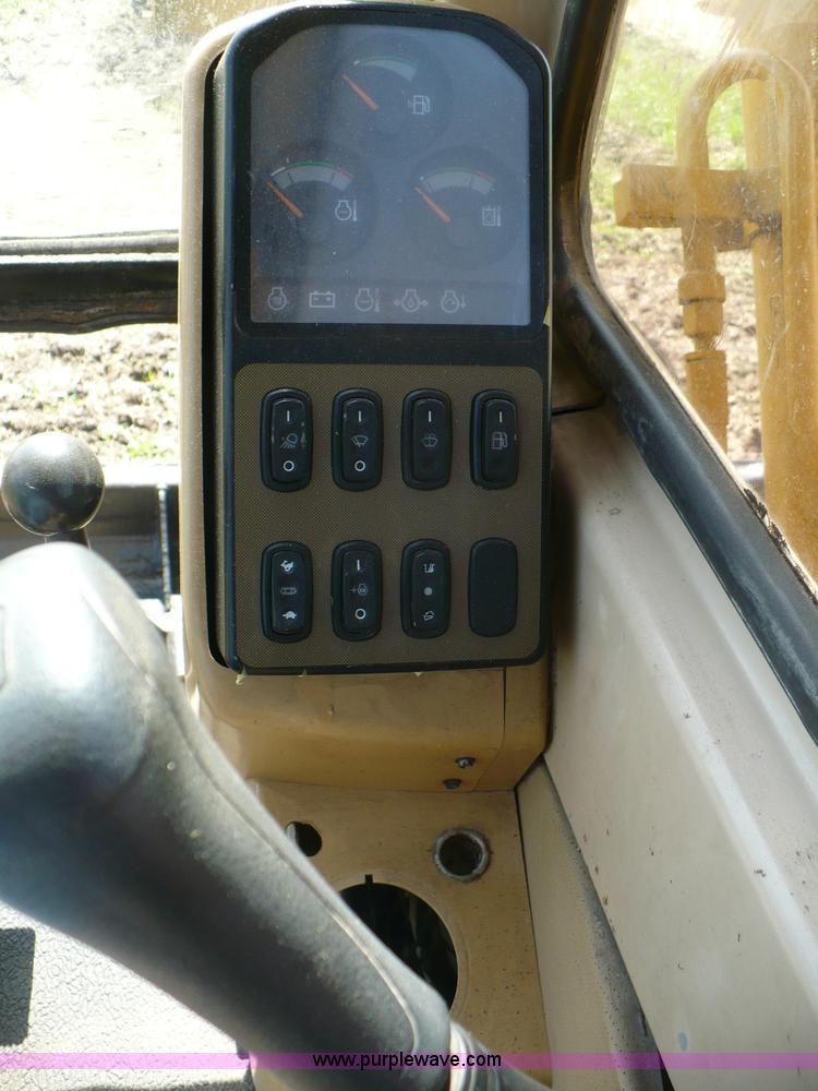 image for item 5886 Caterpillar 307 excavator