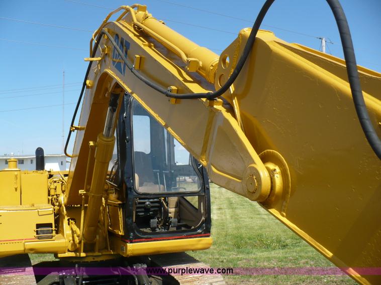 image for item 5886 Caterpillar 307 excavator