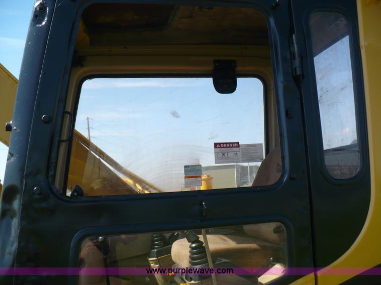 image for item 5886 Caterpillar 307 excavator