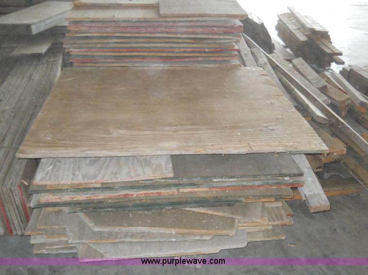 image for item 7870 Plywood/lumber used for making forms