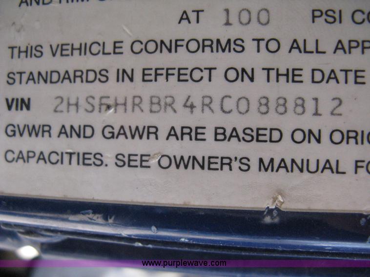 image for item 8048 1994 International 9400 dump truck