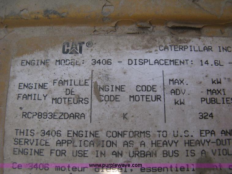 image for item 8048 1994 International 9400 dump truck