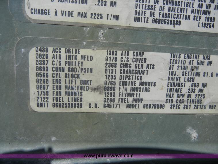 image for item 8519 2000 Freightliner FLD semi truck