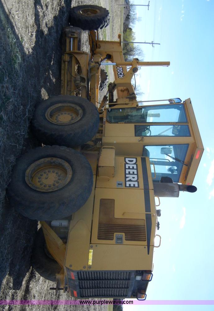 image for item 8535 1998 John Deere 770CH motor grader
