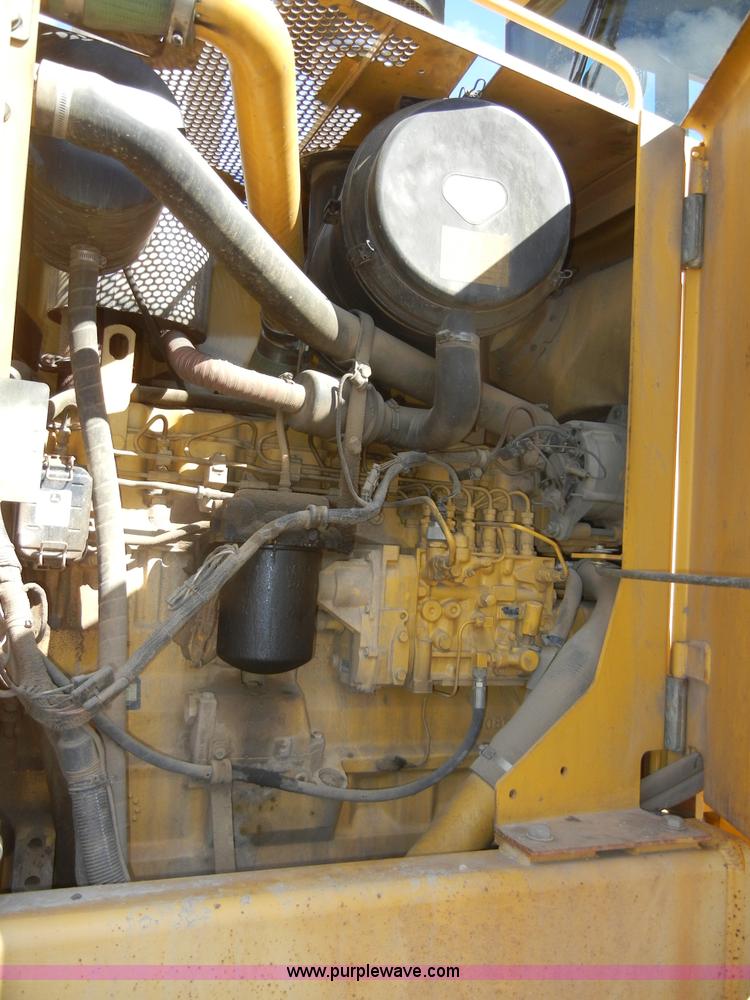 image for item 8535 1998 John Deere 770CH motor grader