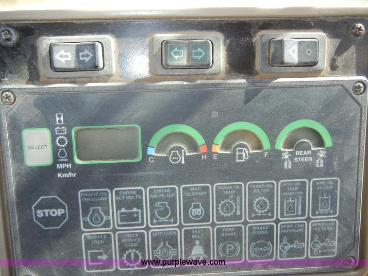 image for item 8535 1998 John Deere 770CH motor grader