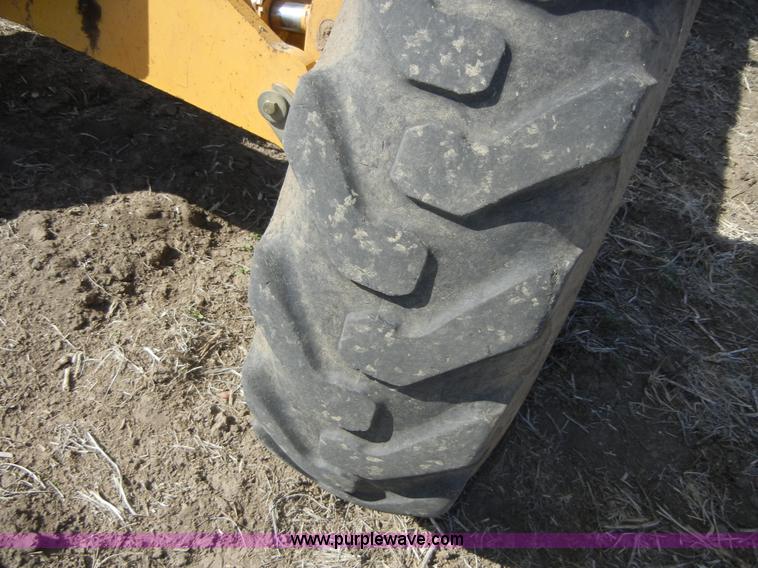 image for item 8535 1998 John Deere 770CH motor grader