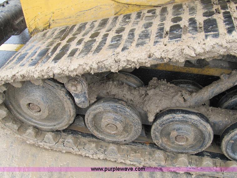 image for item 8979 2002 Caterpillar 257 skid steer