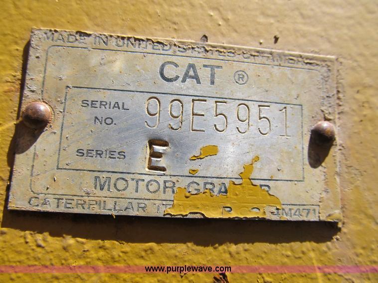 image for item 8981 Caterpillar 12E motor grader