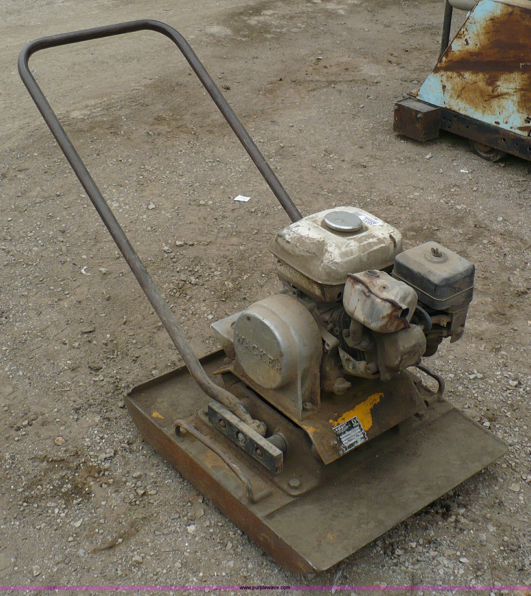 Wacker VPG160A vibratory compactor in Kansas City, MO Item 5851 sold Purple Wave