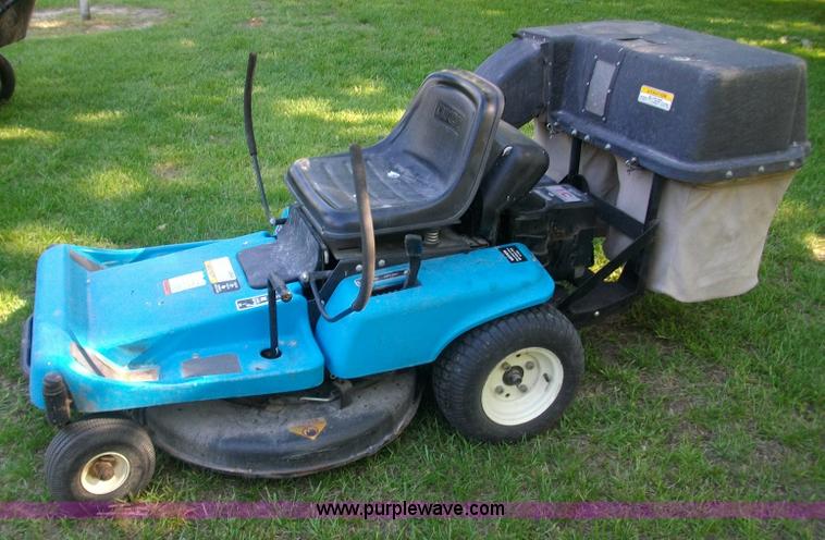 image for item 1013 Dixon 3304 zero turn mower
