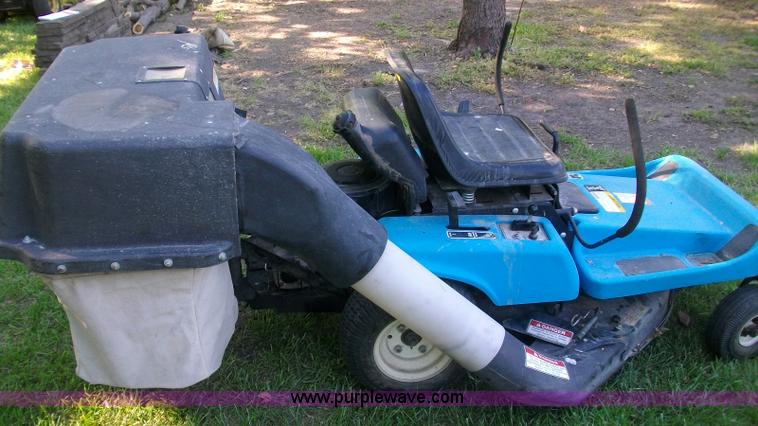 image for item 1013 Dixon 3304 zero turn mower