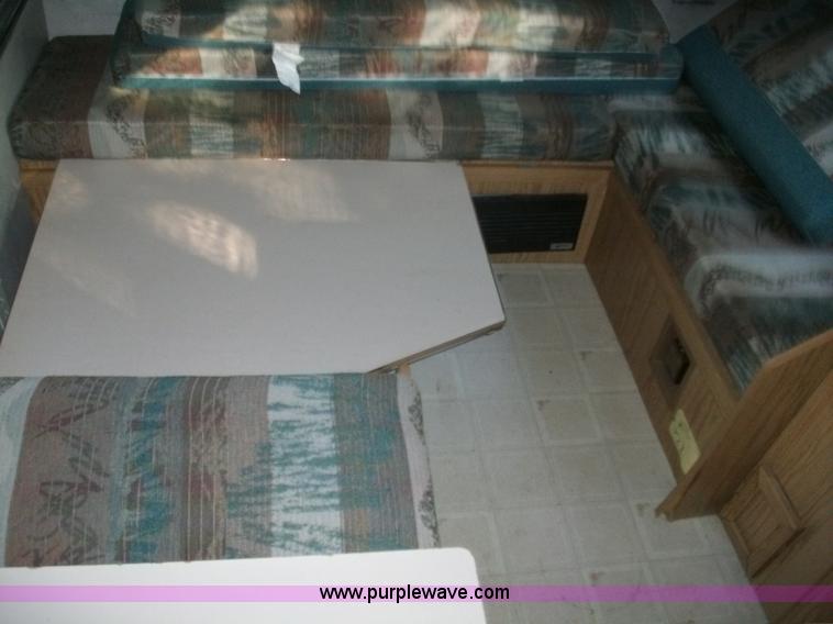 image for item 1016 1995 Coleman Fleetwood pop-up camper