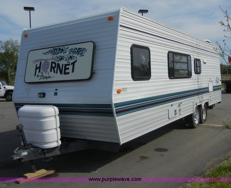 image for item 2216 1995 Damon Hornet 28' pull behind camper