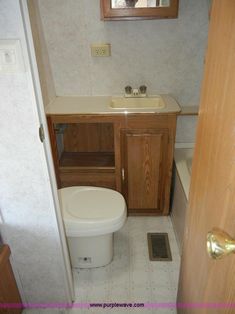 image for item 2216 1995 Damon Hornet 28' pull behind camper