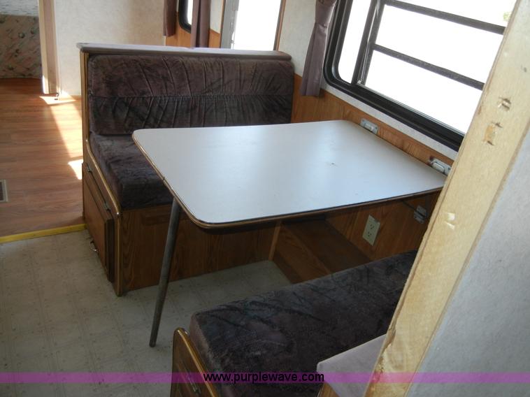 image for item 2216 1995 Damon Hornet 28' pull behind camper