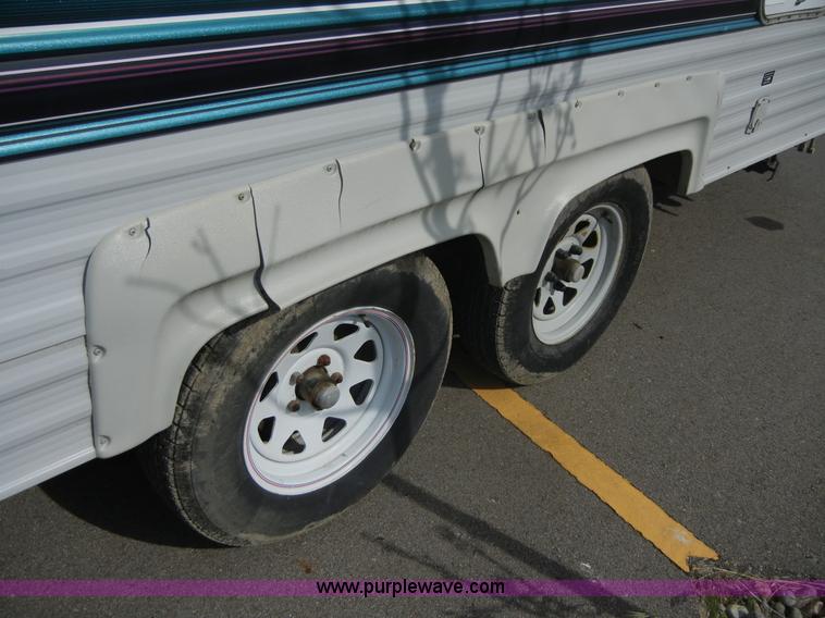 image for item 2216 1995 Damon Hornet 28' pull behind camper