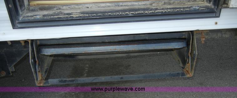 image for item 2216 1995 Damon Hornet 28' pull behind camper