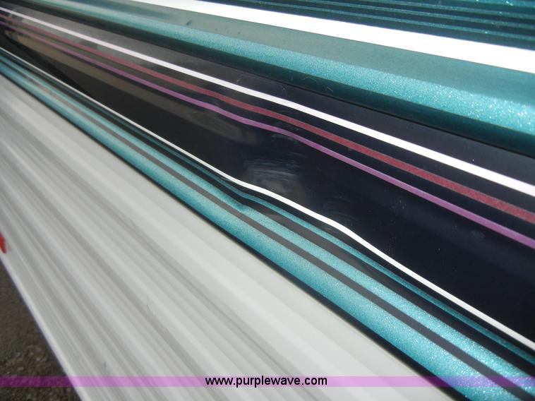 image for item 2216 1995 Damon Hornet 28' pull behind camper