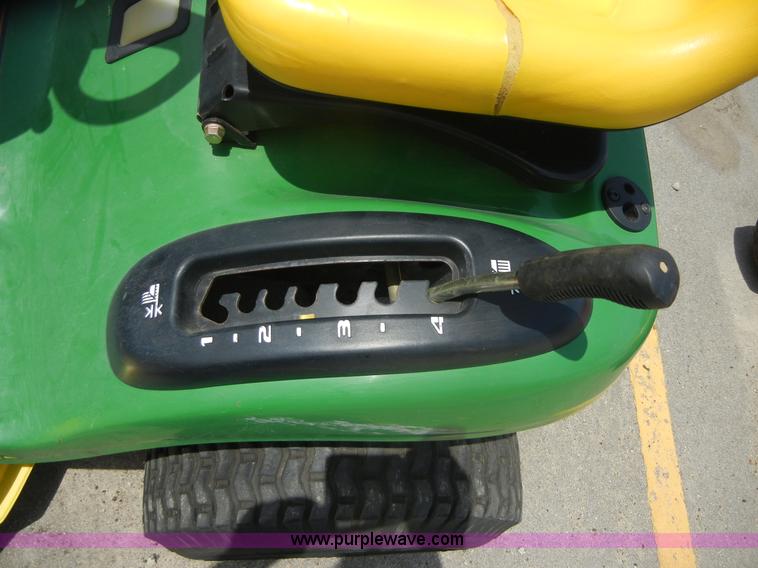 image for item 2229 2008 John Deere L100 lawn tractor