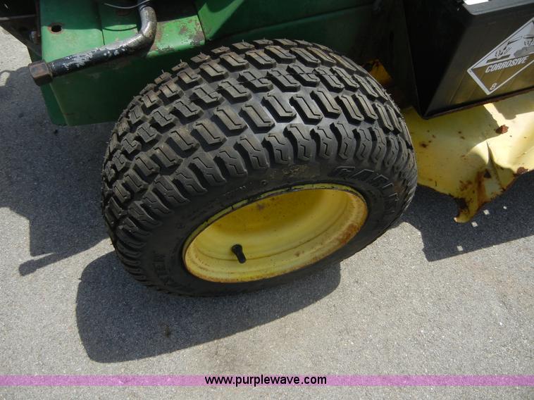 image for item 2231 John Deere R72 riding mower
