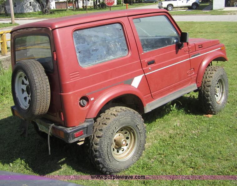 image for item 3691 1988 Suzuki Samurai JX SUV