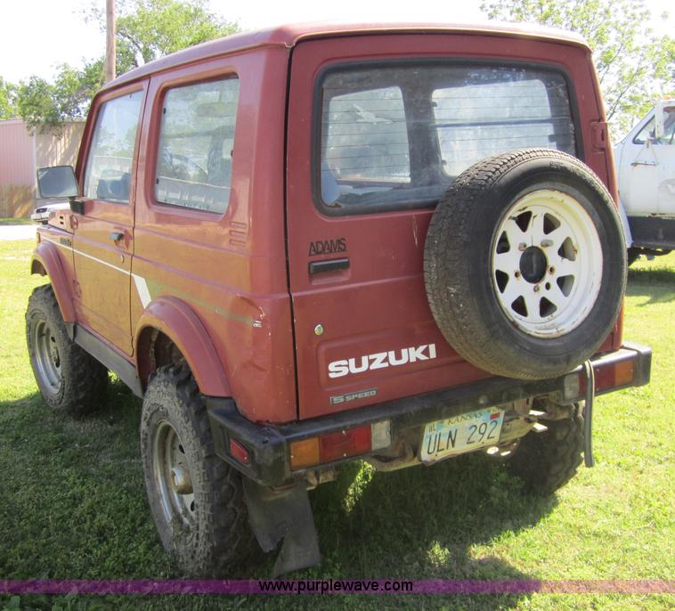 image for item 3691 1988 Suzuki Samurai JX SUV