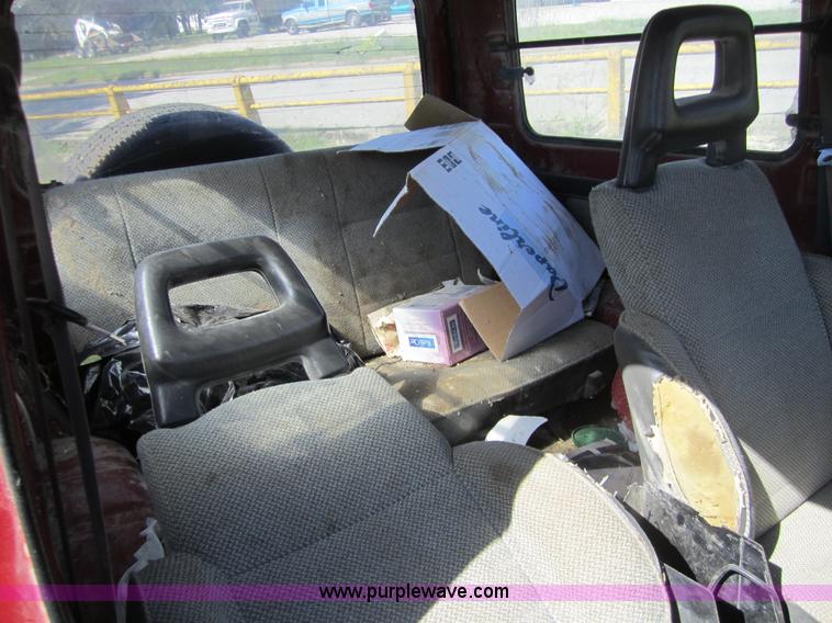 image for item 3691 1988 Suzuki Samurai JX SUV