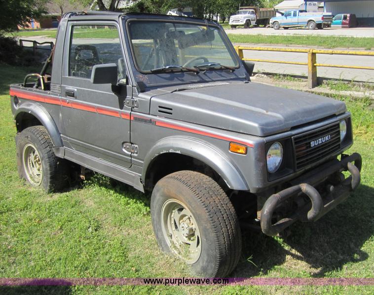 image for item 3692 1987 Suzuki Samurai JX SUV