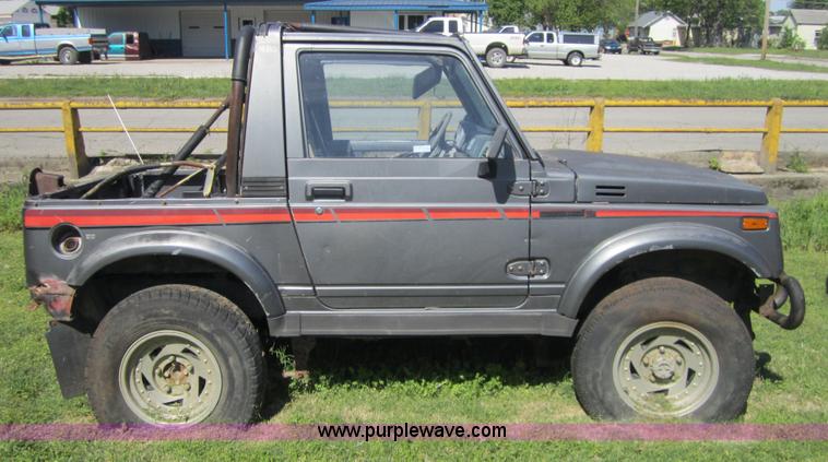 image for item 3692 1987 Suzuki Samurai JX SUV