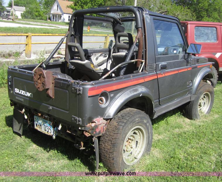 image for item 3692 1987 Suzuki Samurai JX SUV