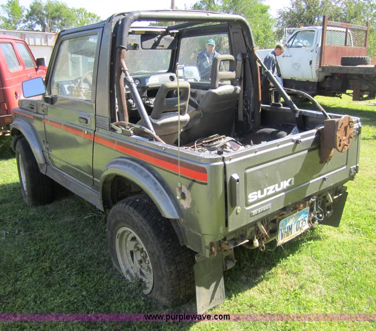 image for item 3692 1987 Suzuki Samurai JX SUV