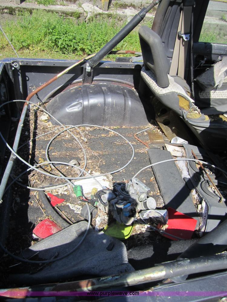 image for item 3692 1987 Suzuki Samurai JX SUV