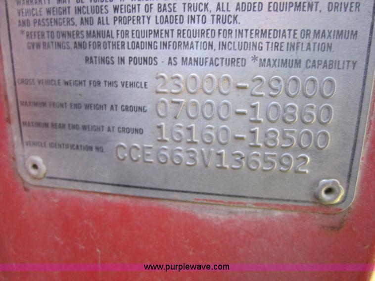 image for item 3693 1973 Chevrolet C65 flatbed rollback truck