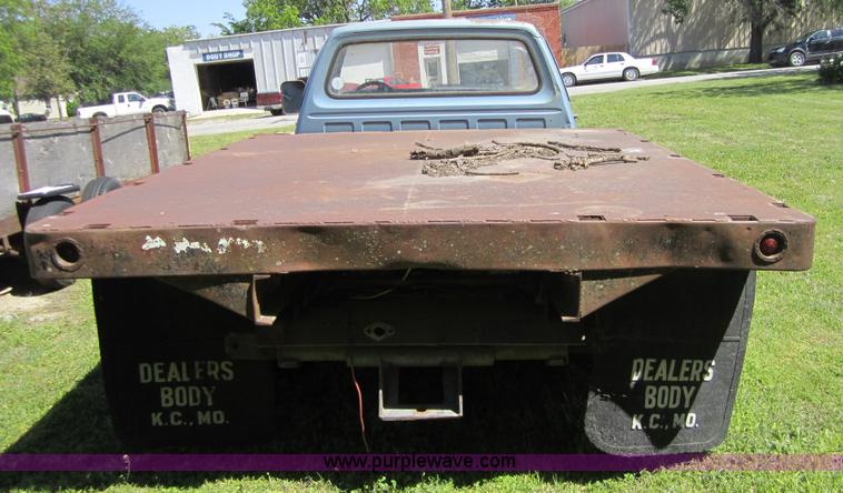 image for item 3694 1984 Dodge D350 Custom pickup truck