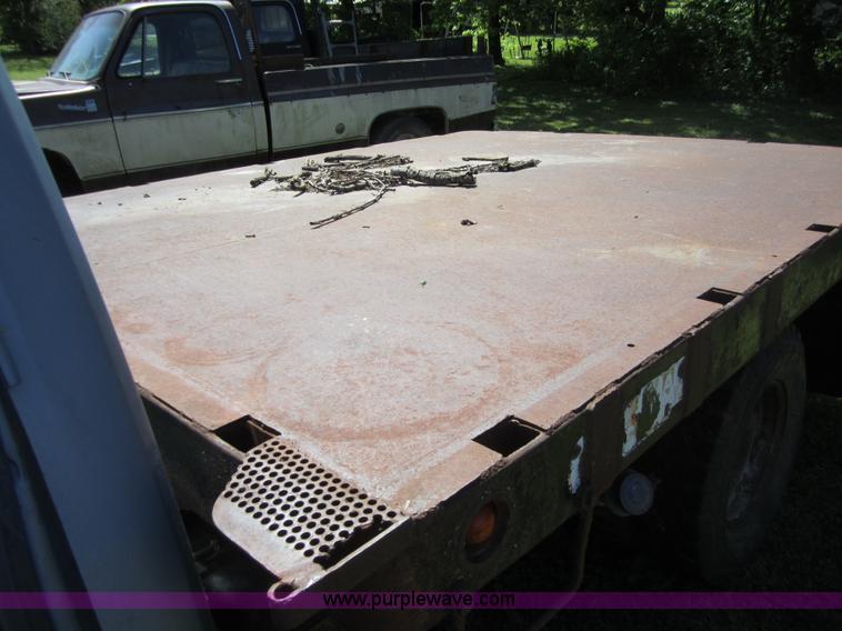 image for item 3694 1984 Dodge D350 Custom pickup truck