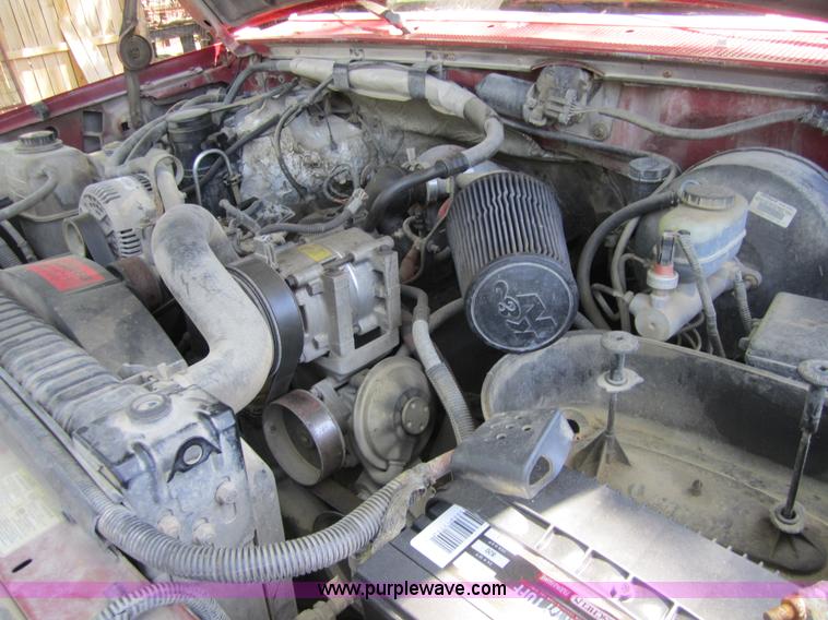 image for item 3698 1996 Ford F350 crew cab pickup truck