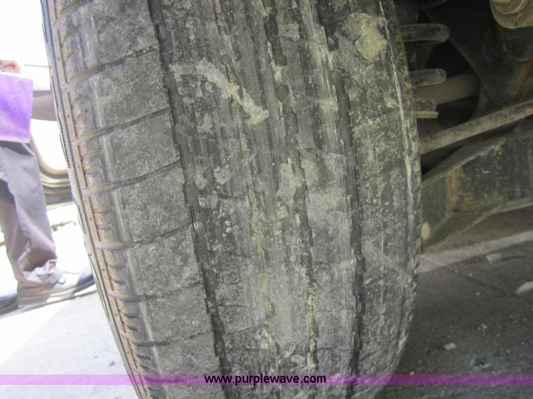 image for item 3699 2003 Mecury Mountaineer SUV