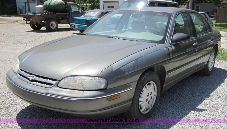 image for item 3700 1997 Chevrolet Lumina