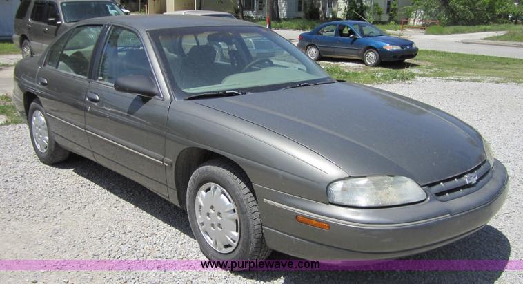 image for item 3700 1997 Chevrolet Lumina