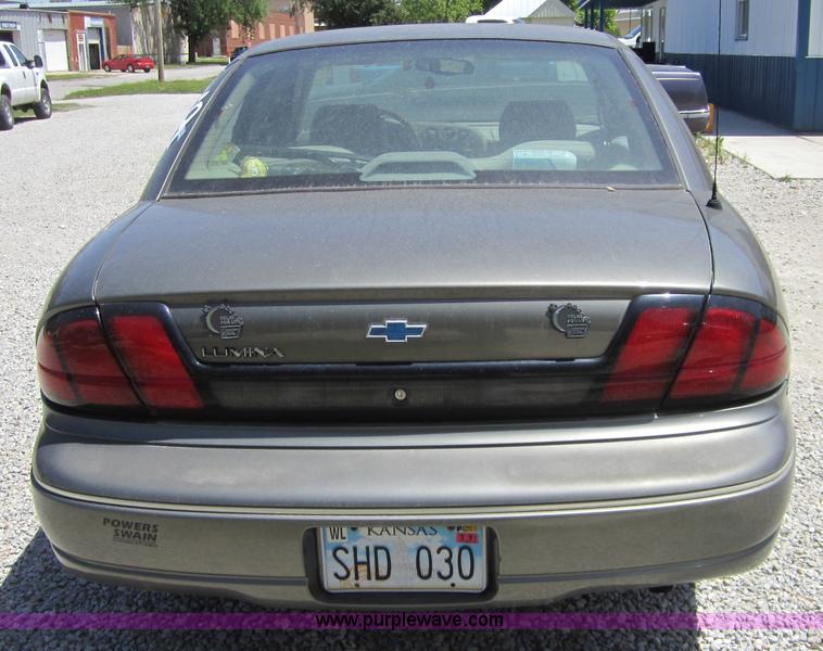 image for item 3700 1997 Chevrolet Lumina